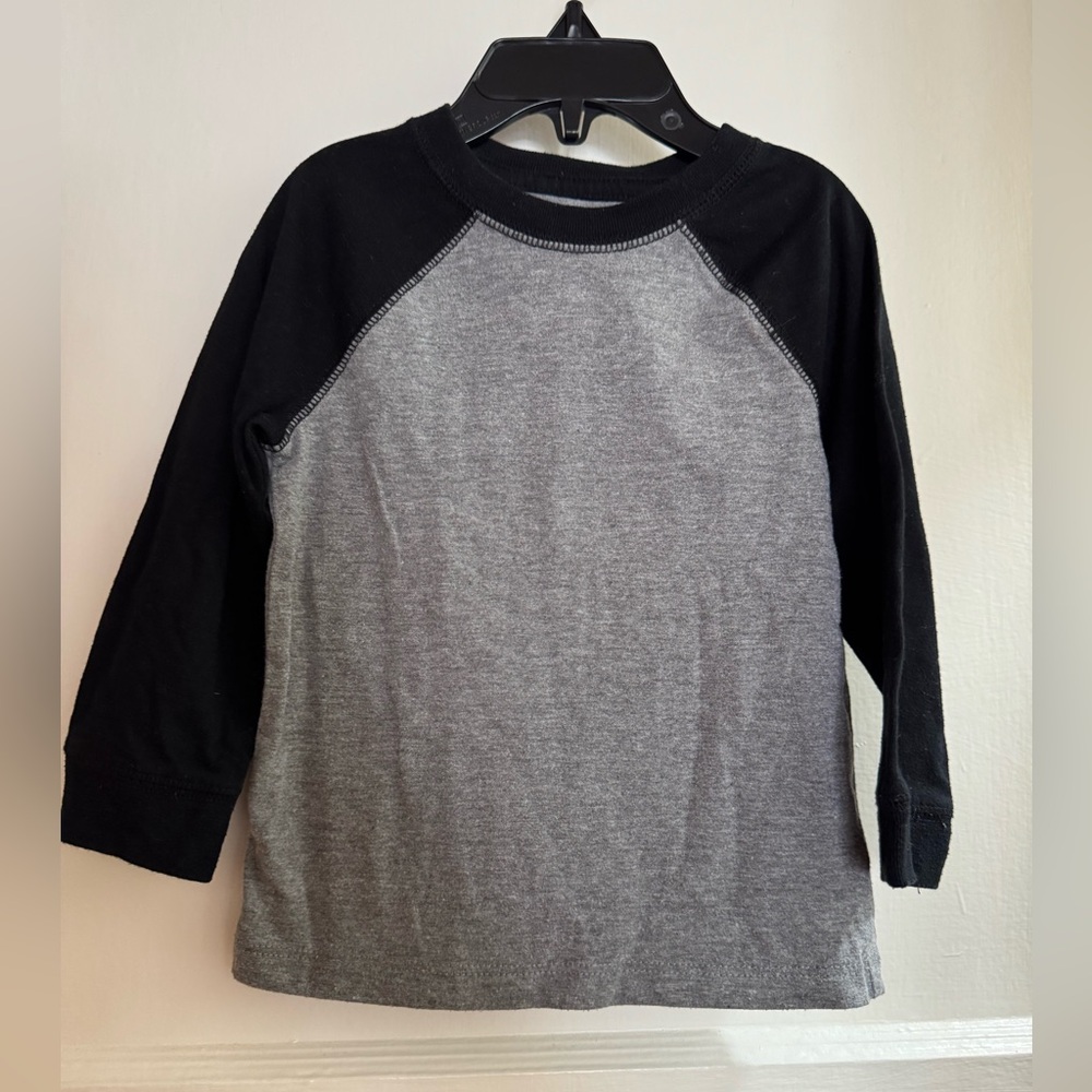 18 mos Cat & Jack Black and Gray Long Sleeve Tee